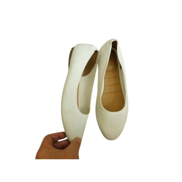 me too Shoes - Me Too Size 11 Off White STRETCH Slip On Flats Shoes